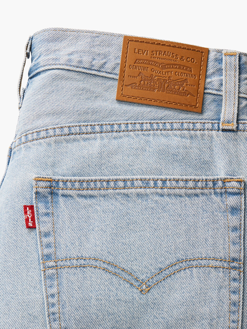 Levi's Women's Baggy Dad Jorts