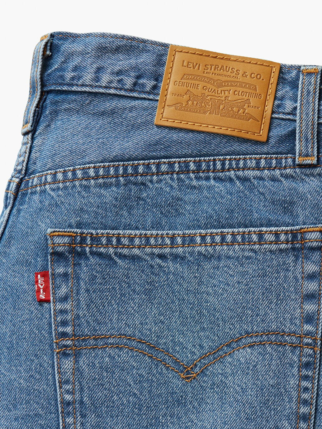 Levi's Women's Baggy Dad Jorts