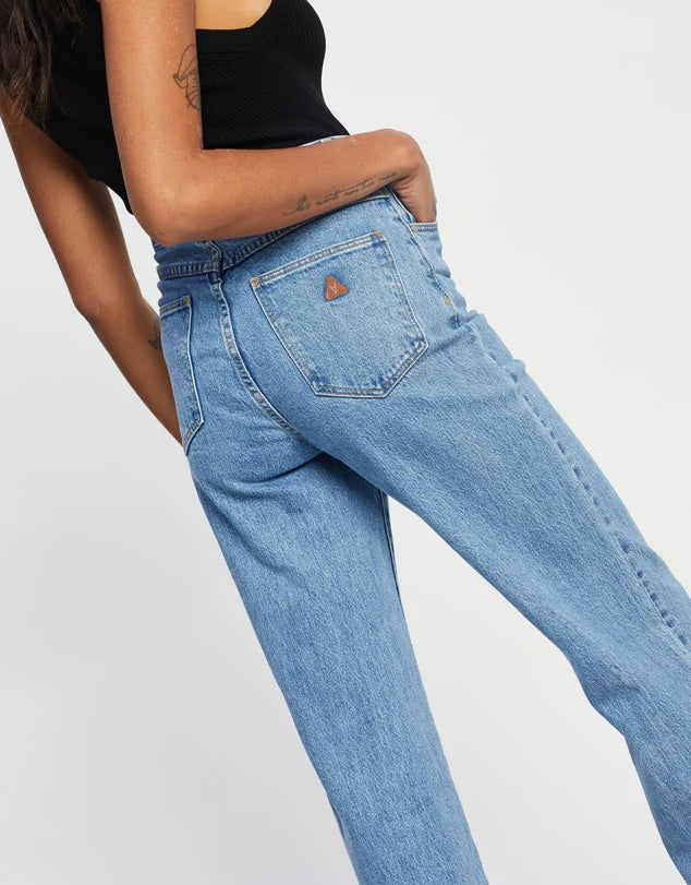 Abrand 94 High & Wide Jeans