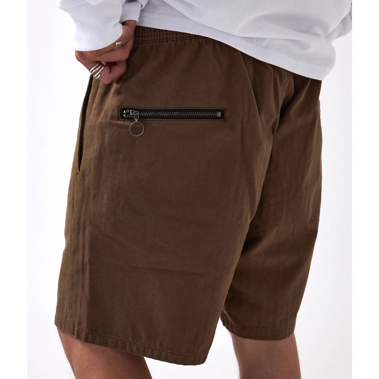 Former Prayer Herringbone 18" Walkshorts