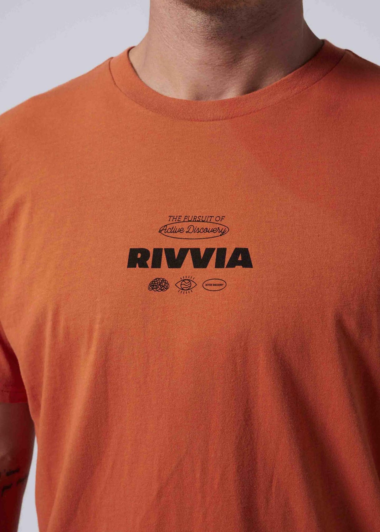 Rivvia Mens Classic Pursuit T-Shirt