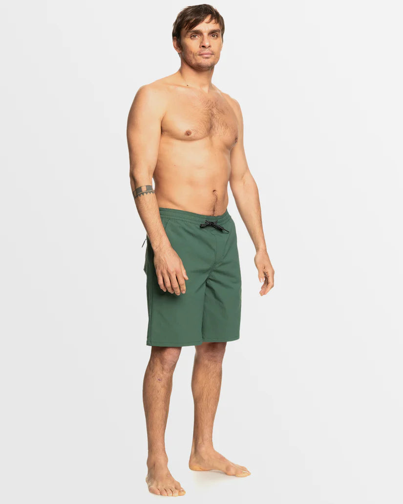 Quiksilver Mens Mercury 20" Amphibian Hybrid Shorts