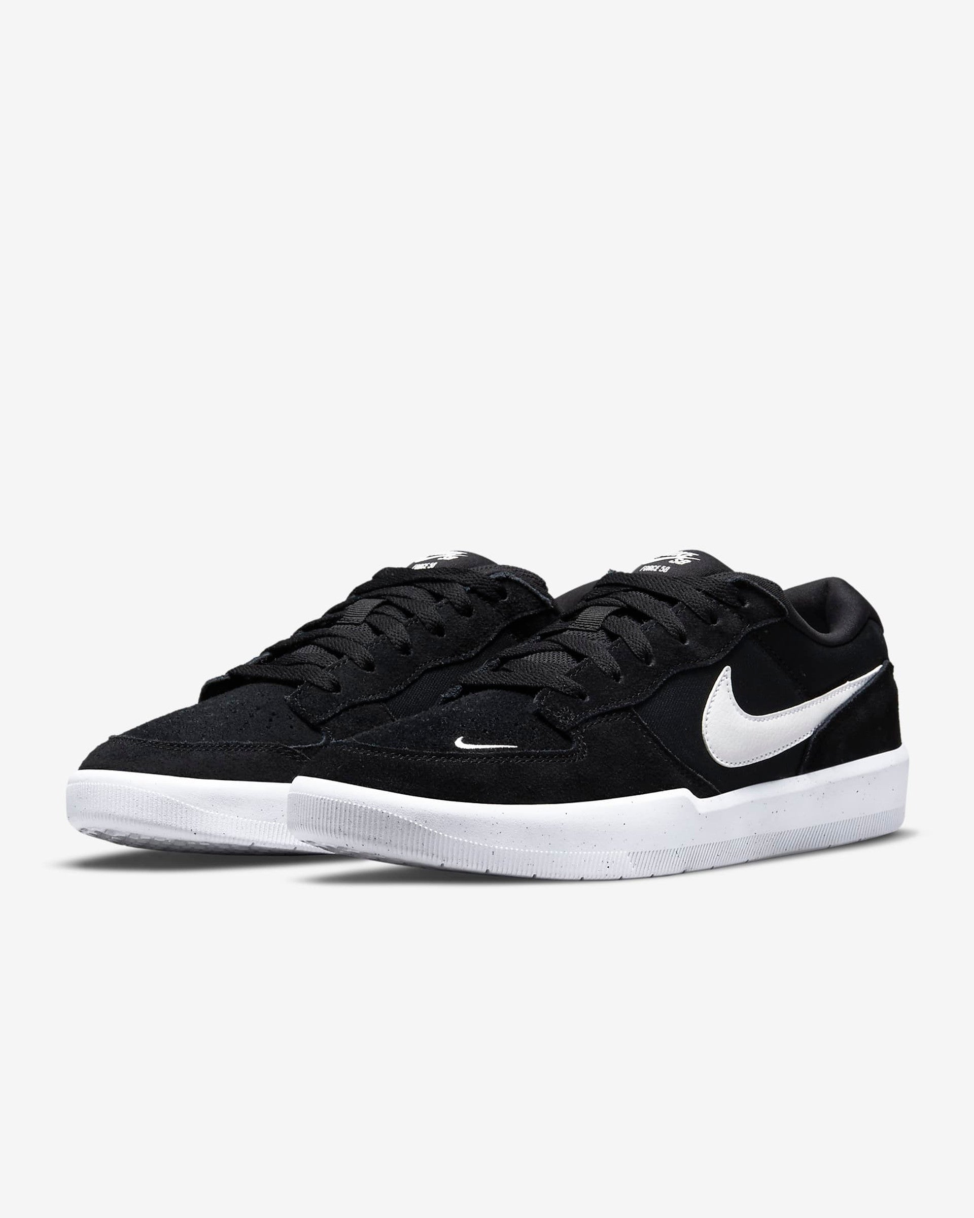 Nike sb delta hot sale force all black